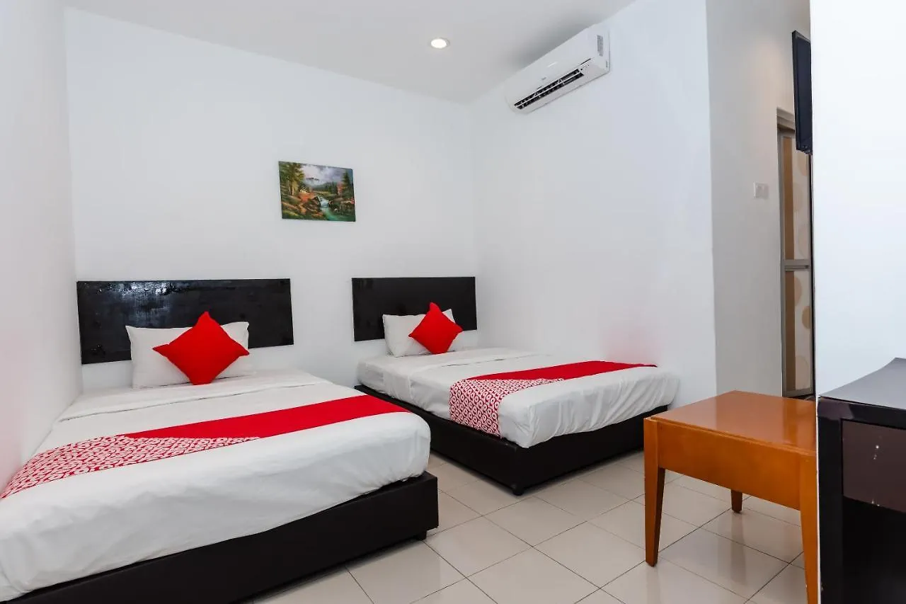 Oyo 1090 Hollitel Hotel Melaka Malacca