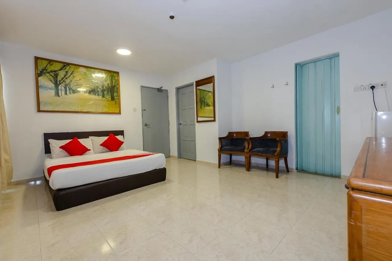 Oyo 1090 Hollitel Hotel Melaka
