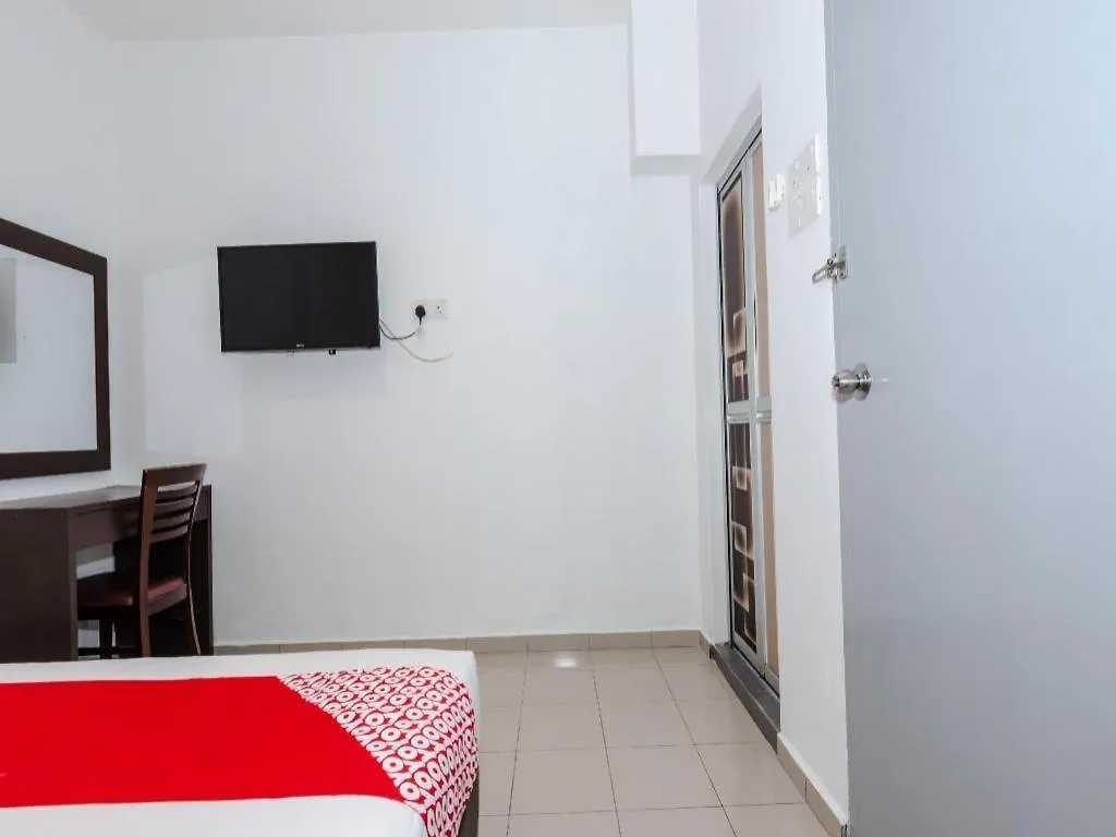 Oyo 1090 Hollitel Hotel Melaka