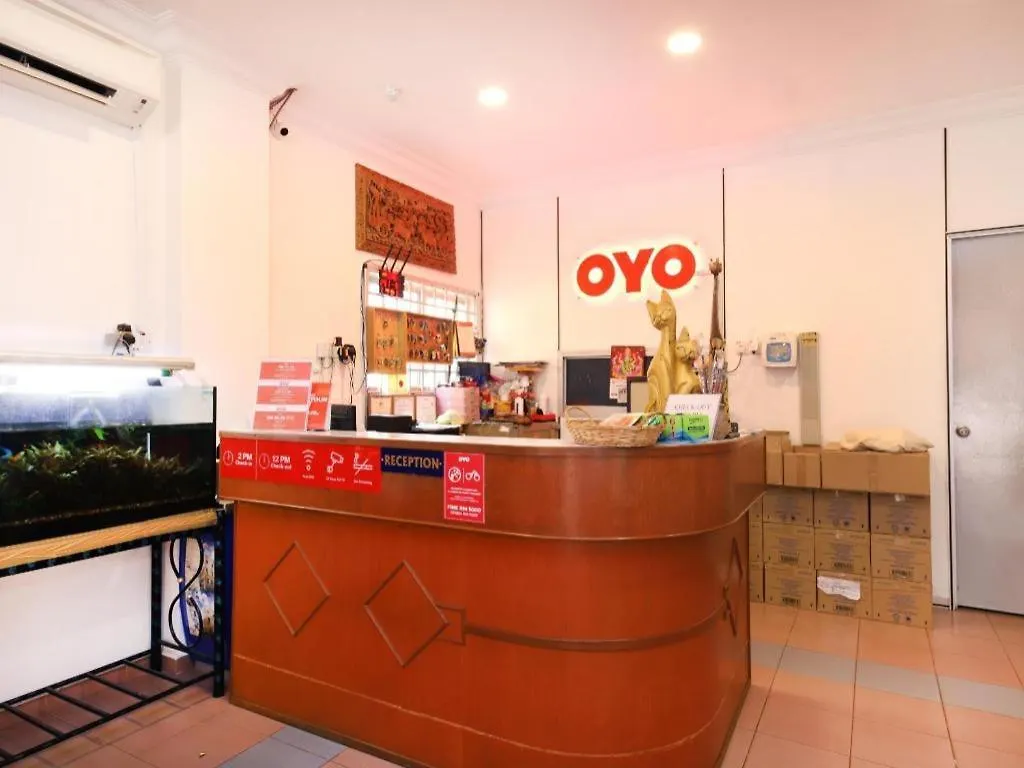 Oyo 1090 Hollitel Hotel Melaka