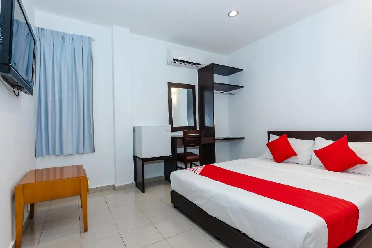 Oyo 1090 Hollitel Hotel Melaka